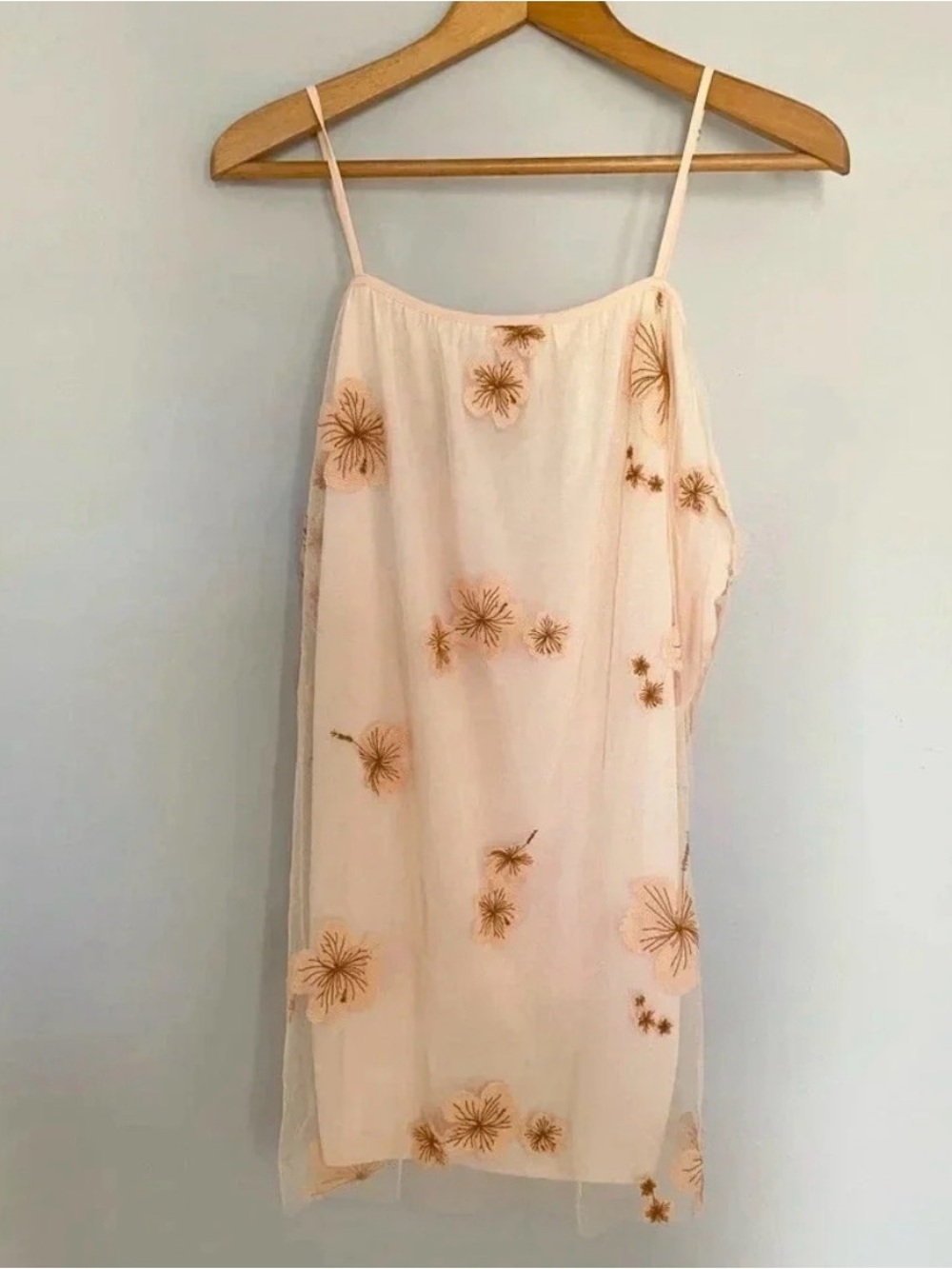 Tobi Peach Embroidered Floral Overlay Spaghetti Strap Mini Dress Size Small